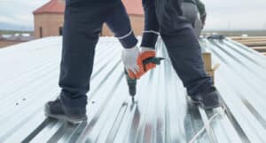 installing metal sheet roof